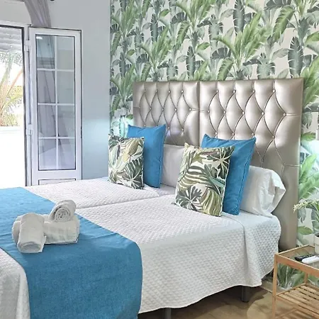 Candisol Cozy Inns Torremolinos Esterno foto